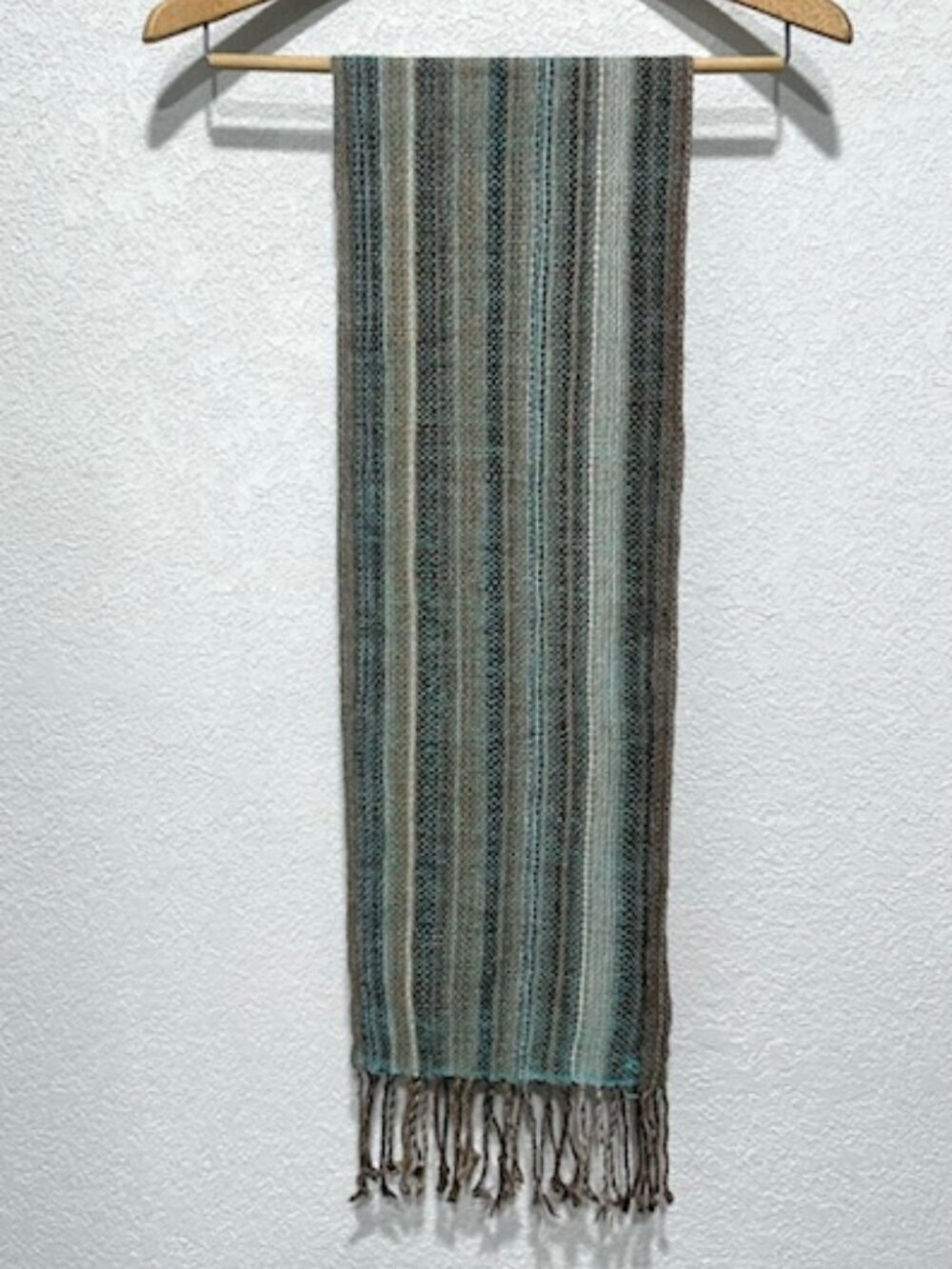 Womens Lightweight Scarf Knit Tassles Striped Blue & Tan Multicolor 54"